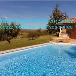 Hébergement de vacances Stone & *